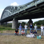 石狩川に架かる旭橋周辺で河川清掃を実施しました！